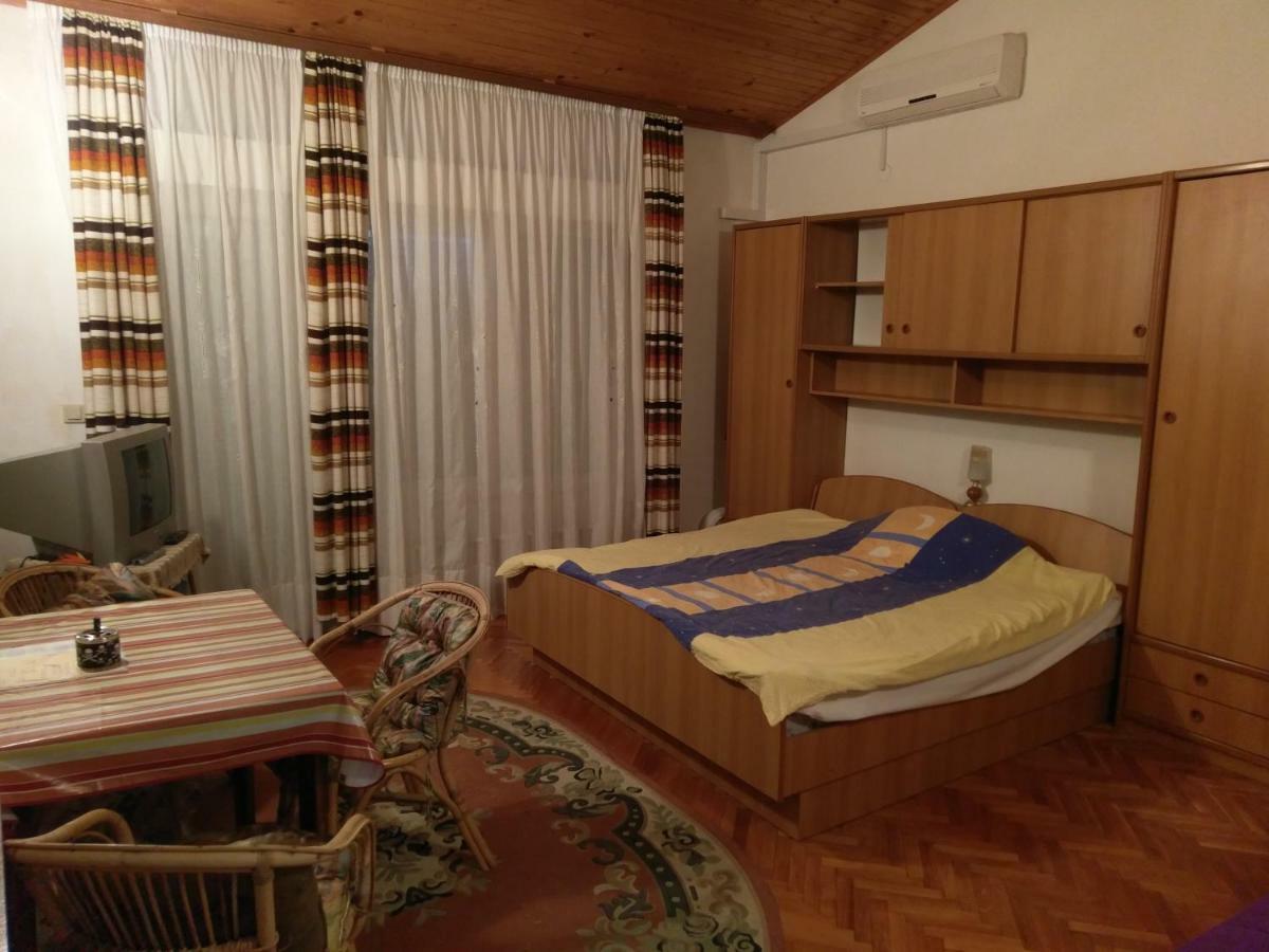 Apartmani Marijana Selce Bagian luar foto